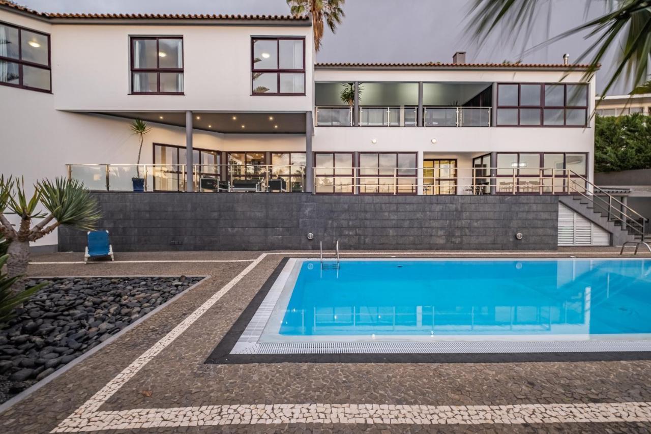 Ample Villa With Pool And Gorgeous Ocean View Funchal  Extérieur photo