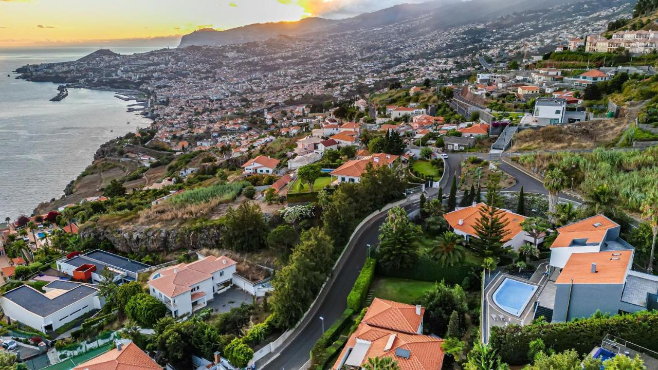 Ample Villa With Pool And Gorgeous Ocean View Funchal  Extérieur photo