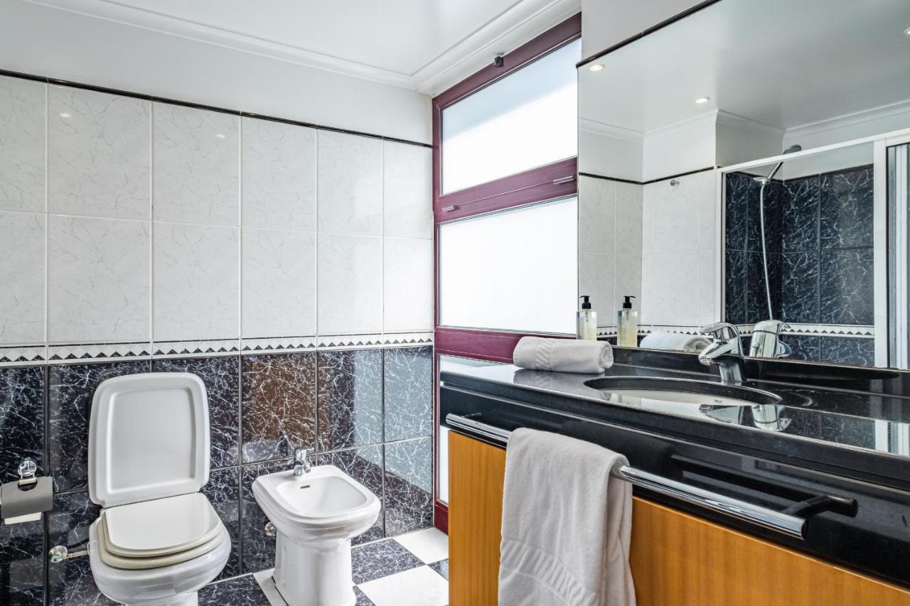 Ample Villa With Pool And Gorgeous Ocean View Funchal  Extérieur photo