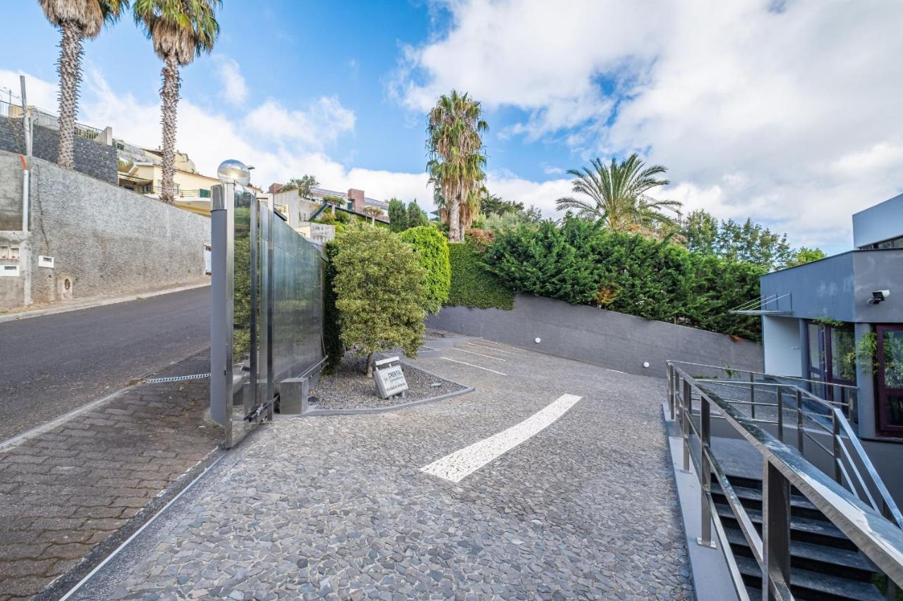 Ample Villa With Pool And Gorgeous Ocean View Funchal  Extérieur photo